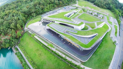 DAY 1：向山行政暨遊客中心